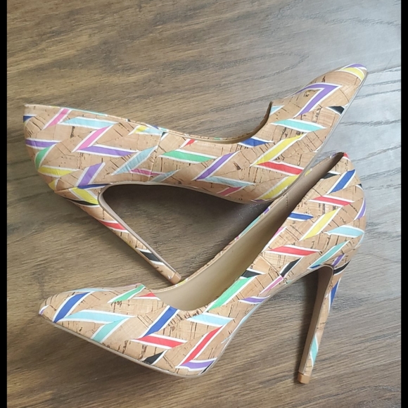Shoe Dazzle like new cork style colored heels - Picture 3 of 9